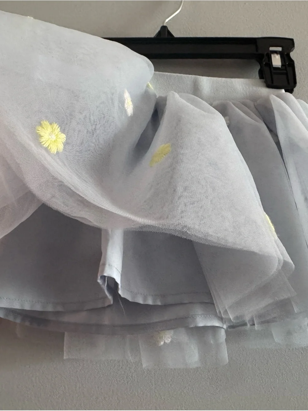 NWT Cat & Jack Light Blue Tulle Skirt with Yellow Daisy Embroidery